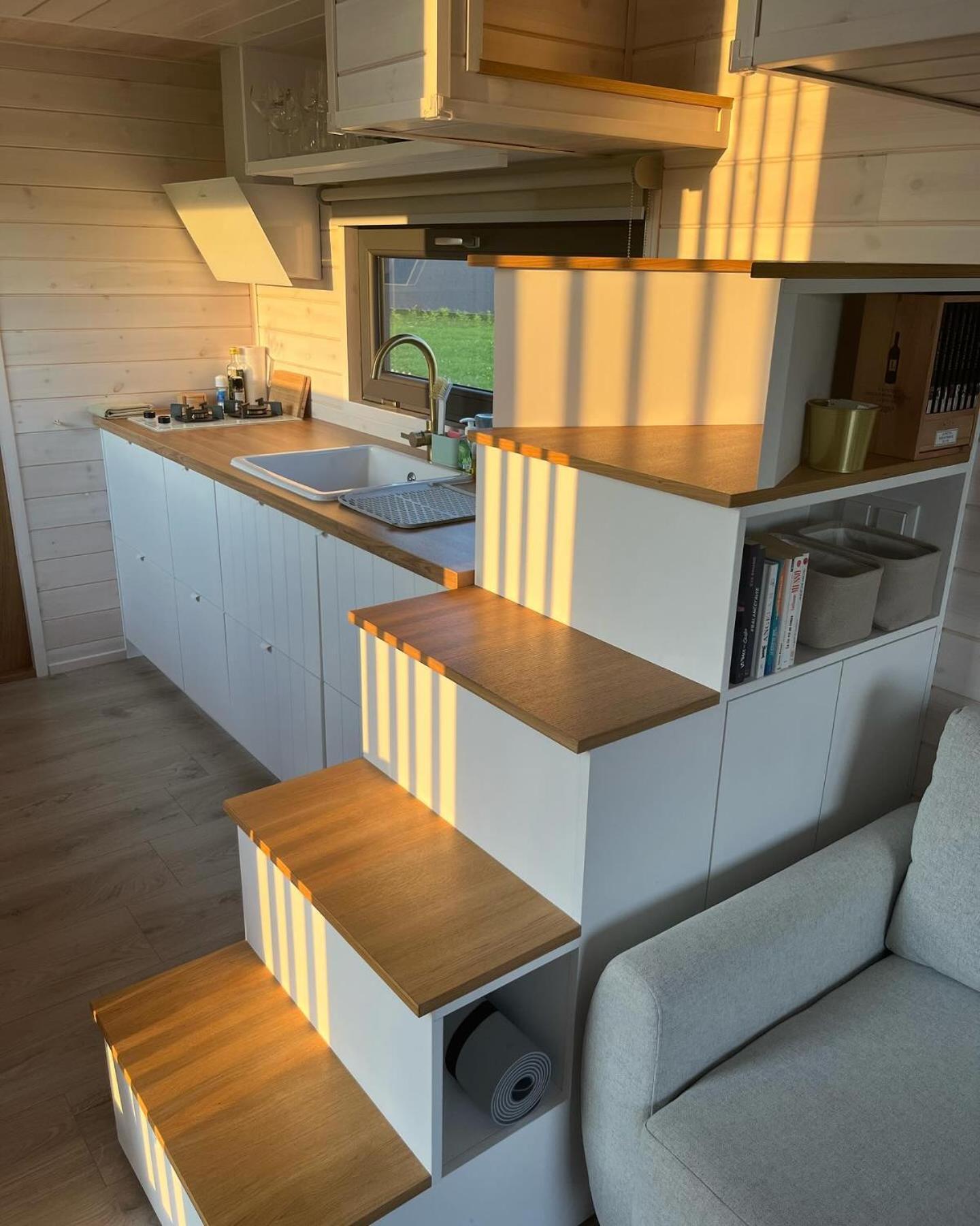 Отель Tiny Cosy Бастонь Экстерьер фото